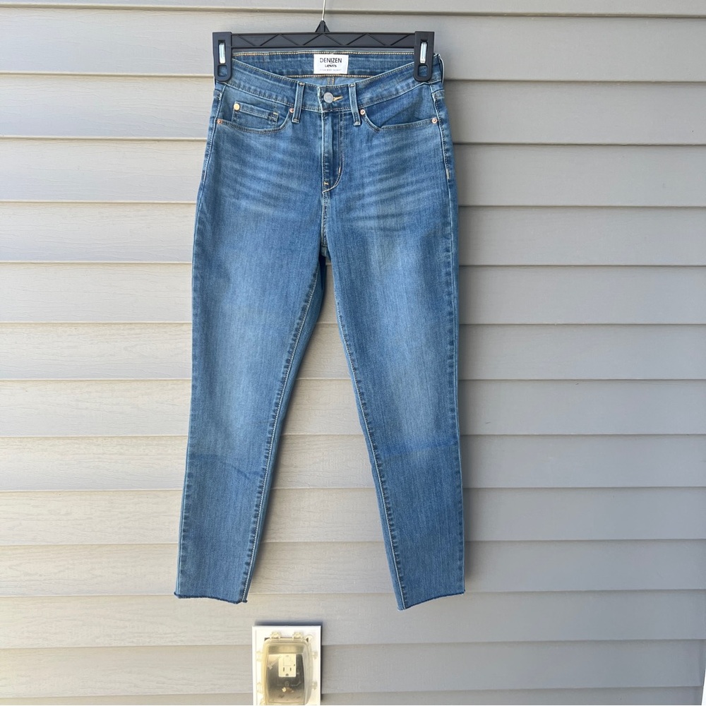 Denizen from Levi's High Rise Skinny Jeans 28x30 Light Wash Blue Stretch